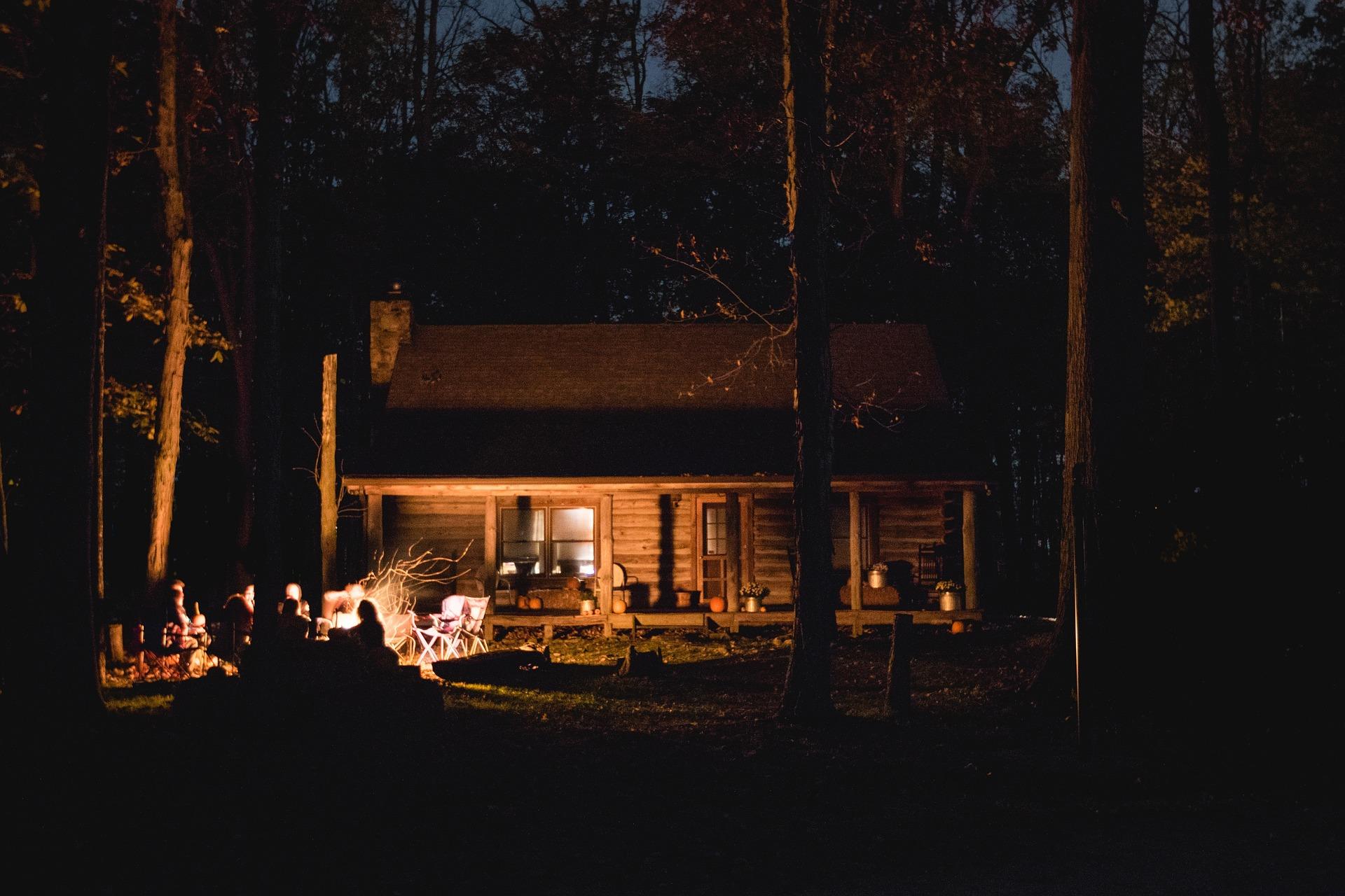 Staying Warm Outdoors: A Beginner’s Guide
