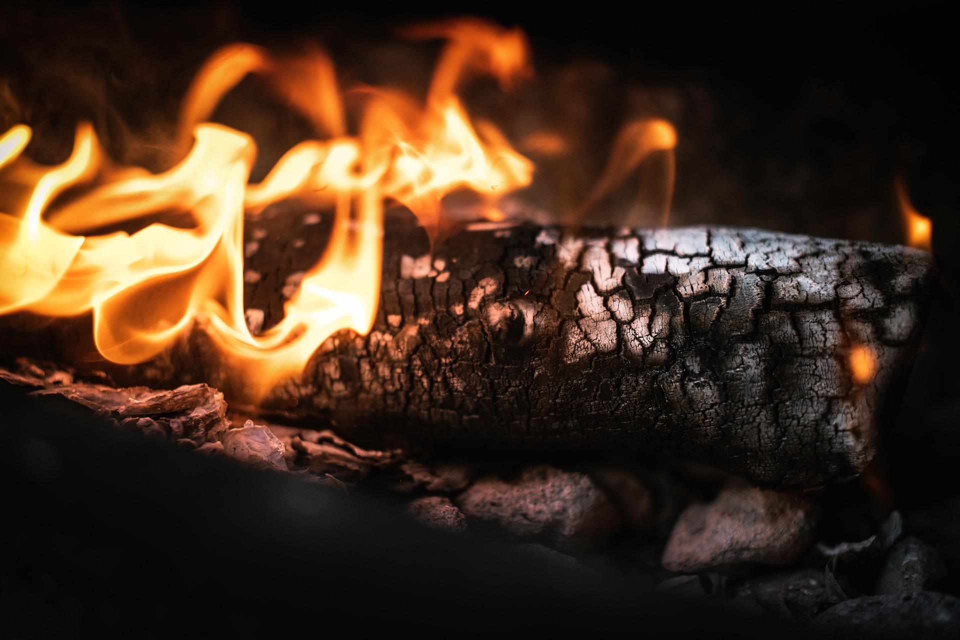 basic fire lay