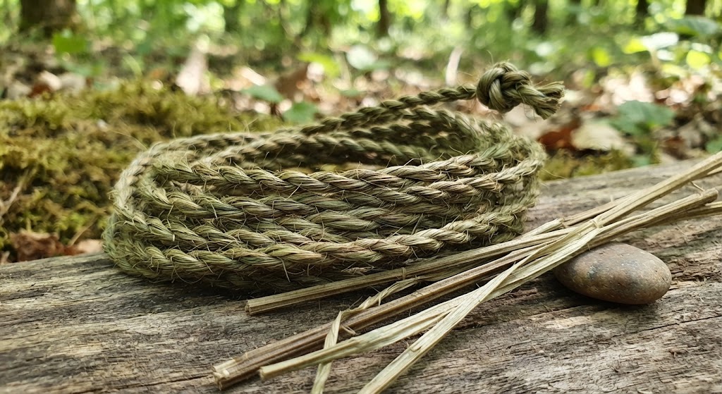 Make Natural Cordage